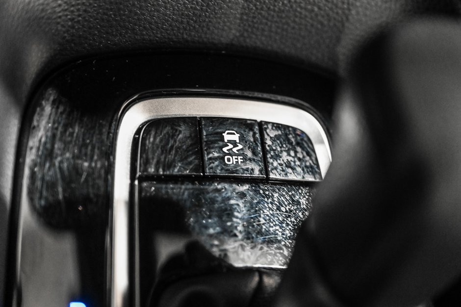 Toyota Corolla LE / APPLE CARPLAY / CAMÉRA DE RECUL / UN PROPRIO 2023-12