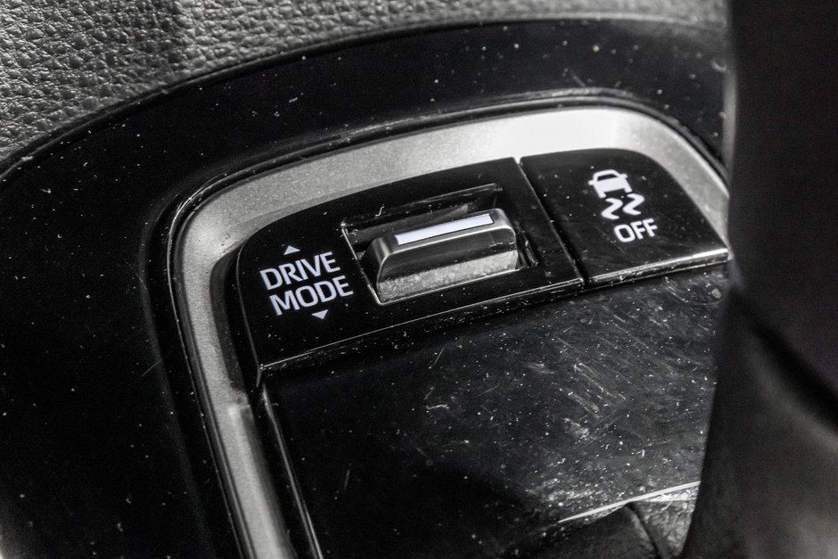 Toyota Corolla SE / AMÉLIORÉ / CAMÉRA DE RECUL /SIEGES CHAUFFANTS 2023-27