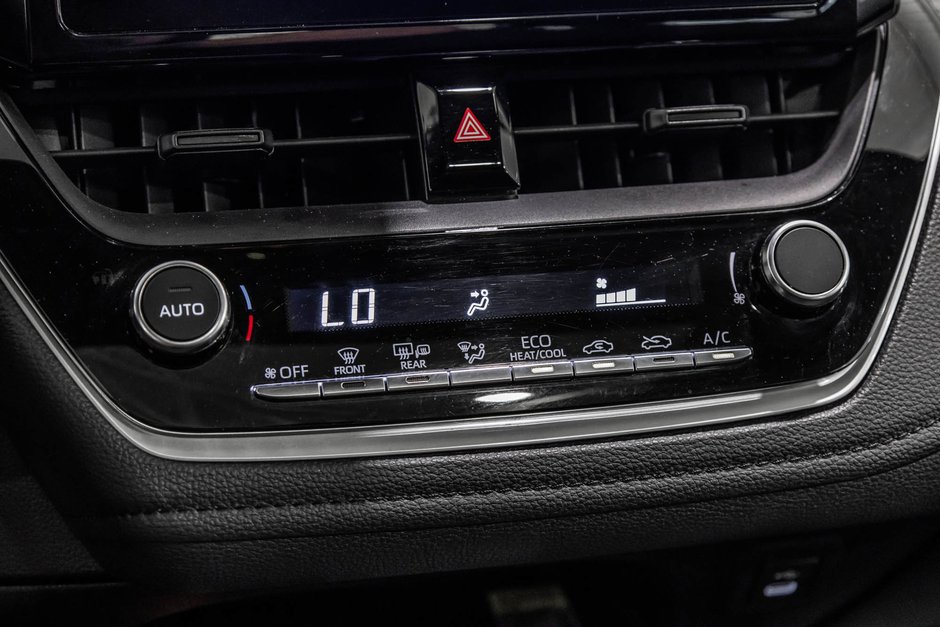 Toyota Corolla SE / AMÉLIORÉ / CAMÉRA DE RECUL /SIEGES CHAUFFANTS 2023-24