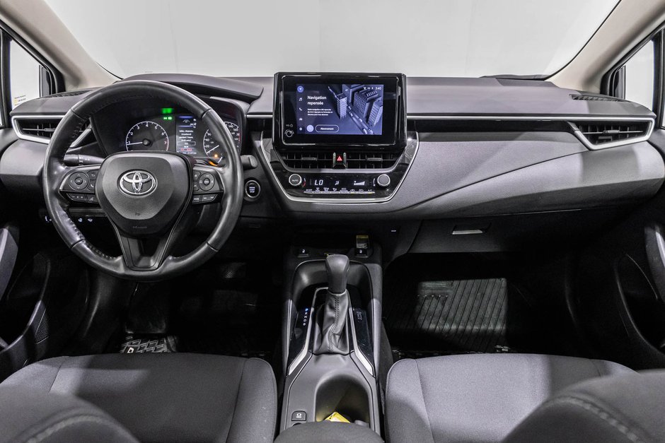 Toyota Corolla LE / AMÉLIORÉ / TOIT OUVRANT / APPLE CARPLAY +++ 2024-29