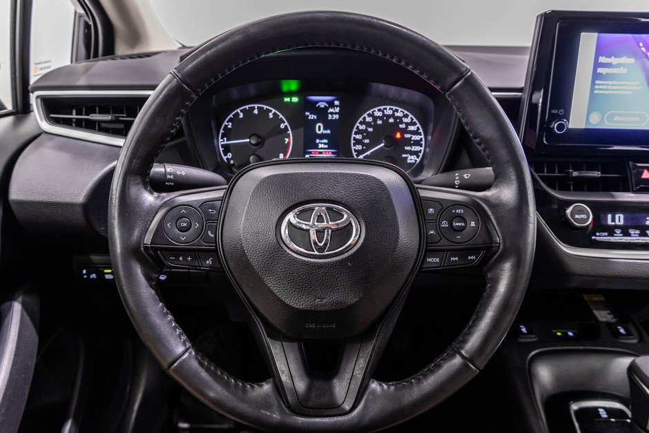 Toyota Corolla LE / AMÉLIORÉ / TOIT OUVRANT / APPLE CARPLAY +++ 2024-16