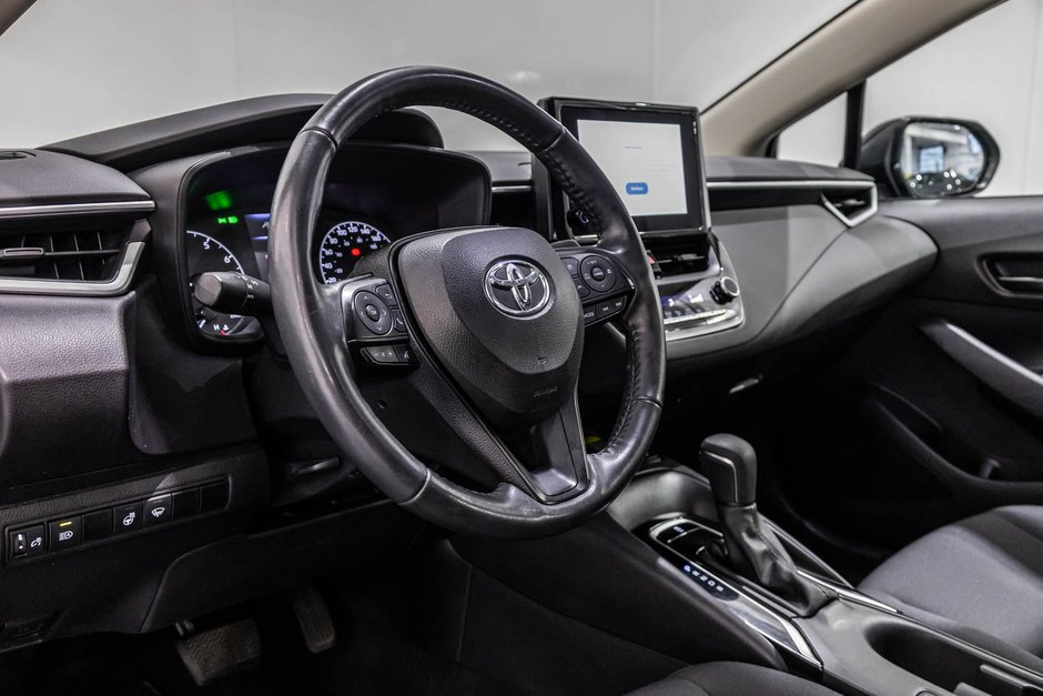 Toyota Corolla LE / AMÉLIORÉ / TOIT OUVRANT / APPLE CARPLAY +++ 2024-14