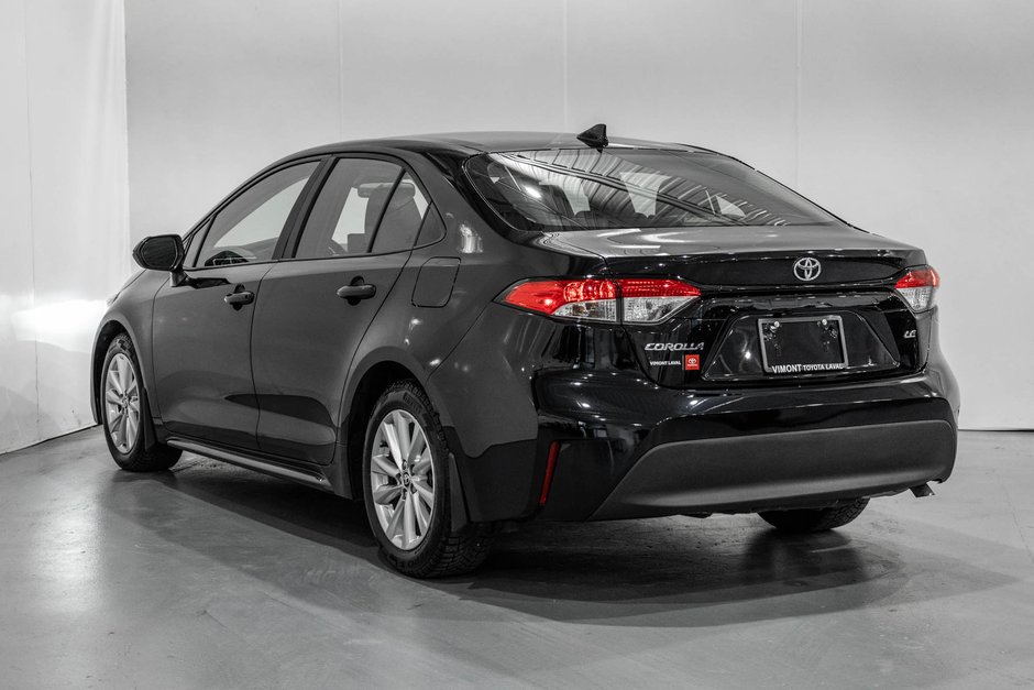 Toyota Corolla LE / AMÉLIORÉ / TOIT OUVRANT / APPLE CARPLAY +++ 2024-7