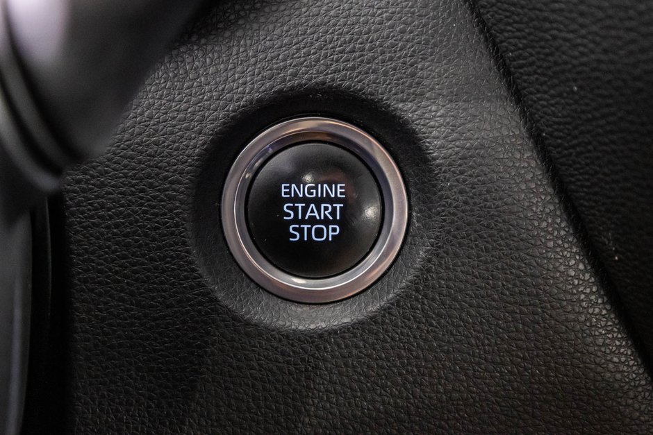 Toyota Corolla LE / AMÉLIORÉ / TOIT OUVRANT / APPLE CARPLAY +++ 2024-19