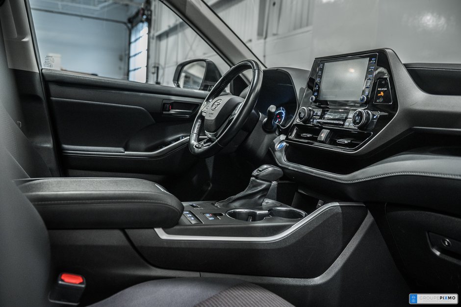 Toyota Highlander Hybrid LE/HYBRIDE/AWD/APPLE CARPLAY/CAMÉRA DE RECUL++ 2021-32