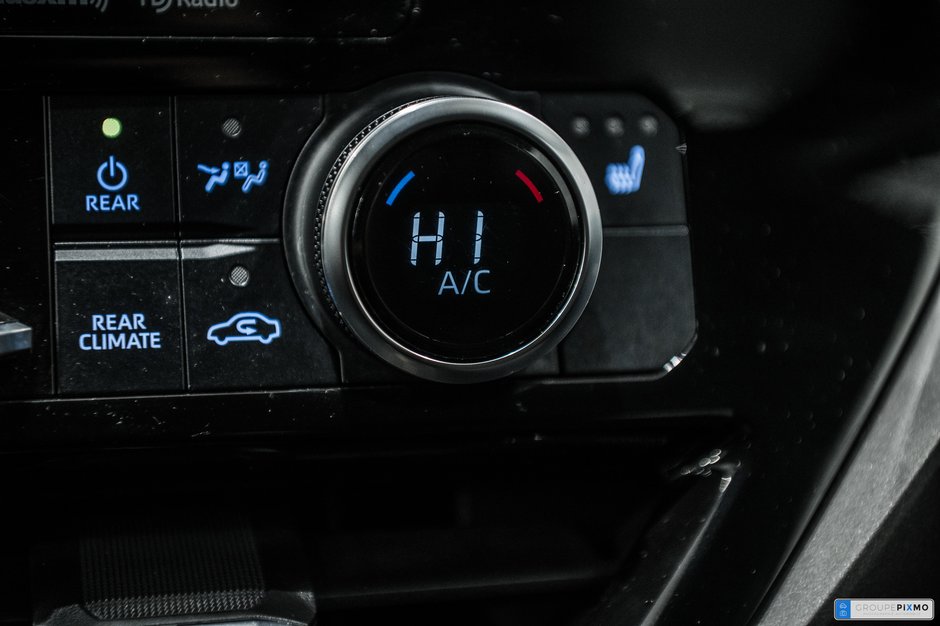 Toyota Highlander Hybrid LE/HYBRIDE/AWD/APPLE CARPLAY/CAMÉRA DE RECUL++ 2021-24