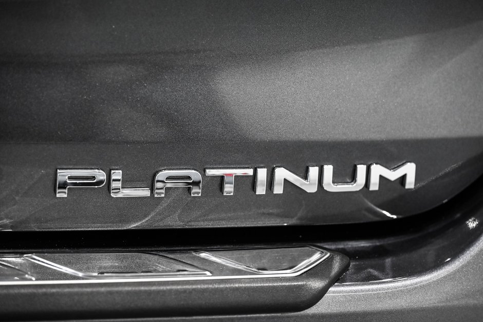 2023 Toyota Highlander Hybrid PLATINUM / AWD / HYBRIDE / JBL / APPLE CARPLAY +++-10