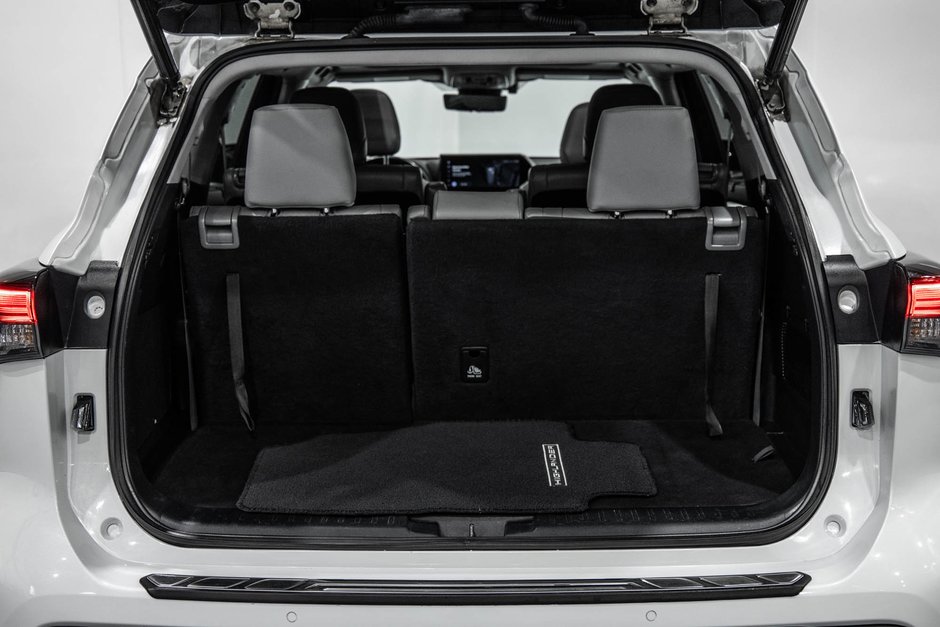 2023 Toyota Highlander Hybrid PLATINUM / HYBRIDE / AWD / TOIT PANO / CUIR / JBL-11