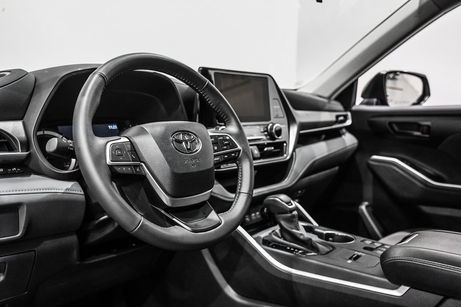 2025 Toyota Highlander Hybrid LE/AWD/HYBRIDE/APPLE CARPLAY/CAMÉRA DE RECUL++-15