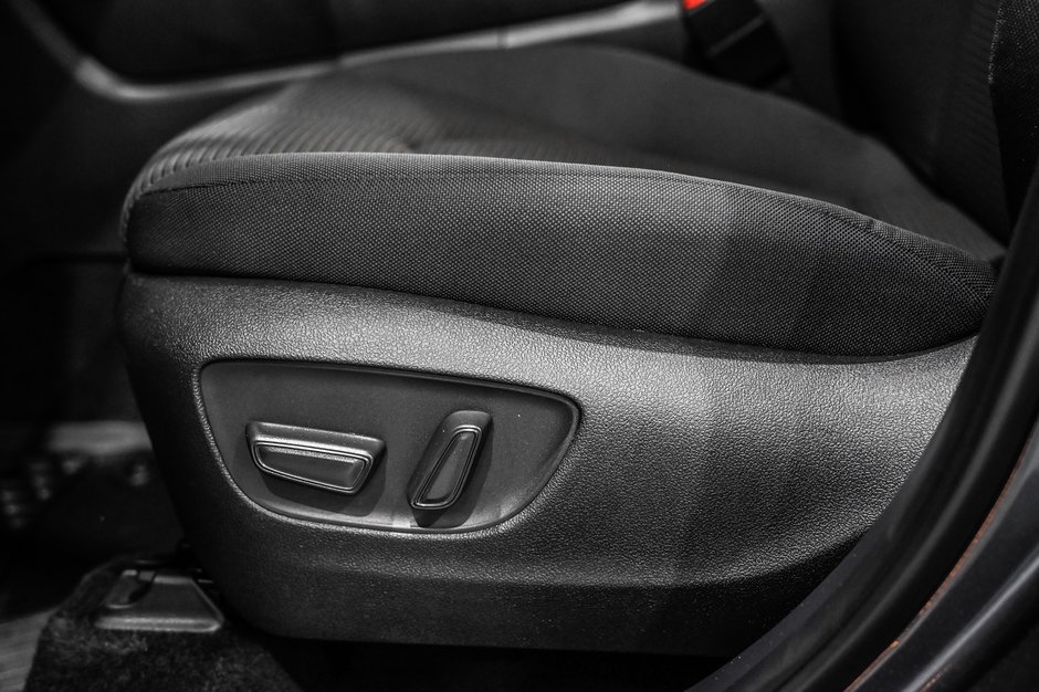 2025 Toyota Highlander Hybrid LE/AWD/HYBRIDE/APPLE CARPLAY/CAMÉRA DE RECUL++-16