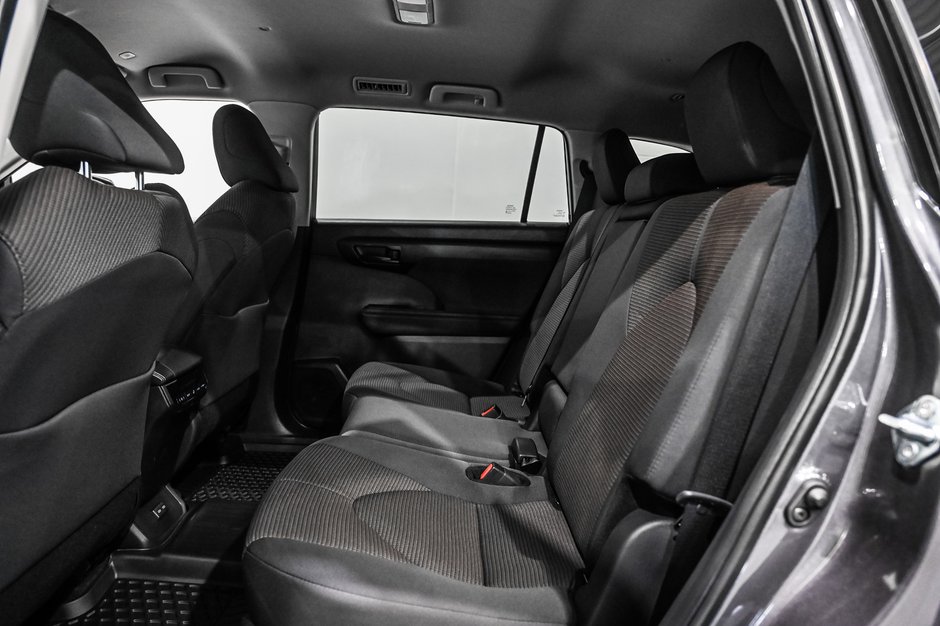2025 Toyota Highlander Hybrid LE/AWD/HYBRIDE/APPLE CARPLAY/CAMÉRA DE RECUL++-27