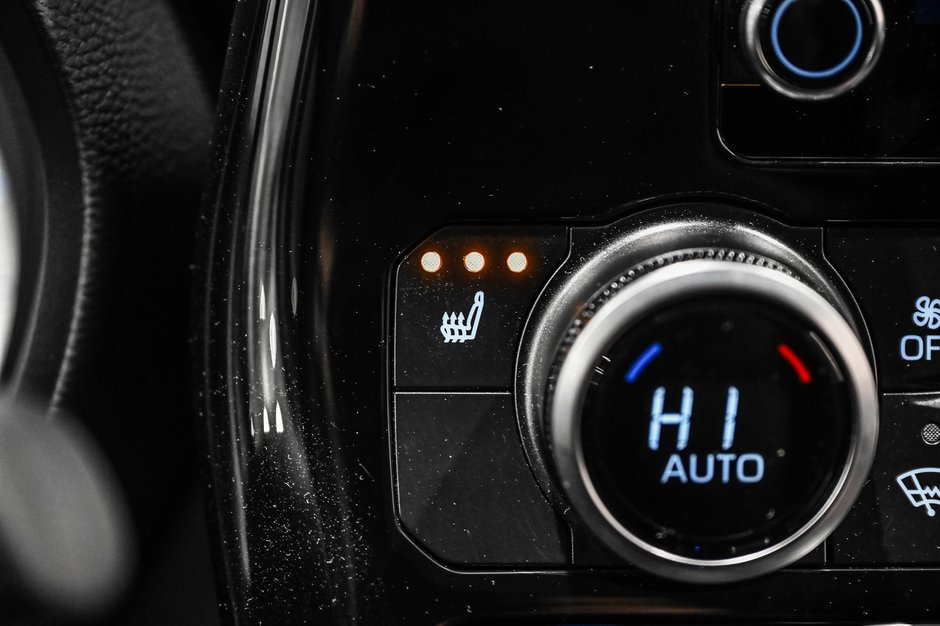 2025 Toyota Highlander Hybrid LE/AWD/HYBRIDE/APPLE CARPLAY/CAMÉRA DE RECUL++-24