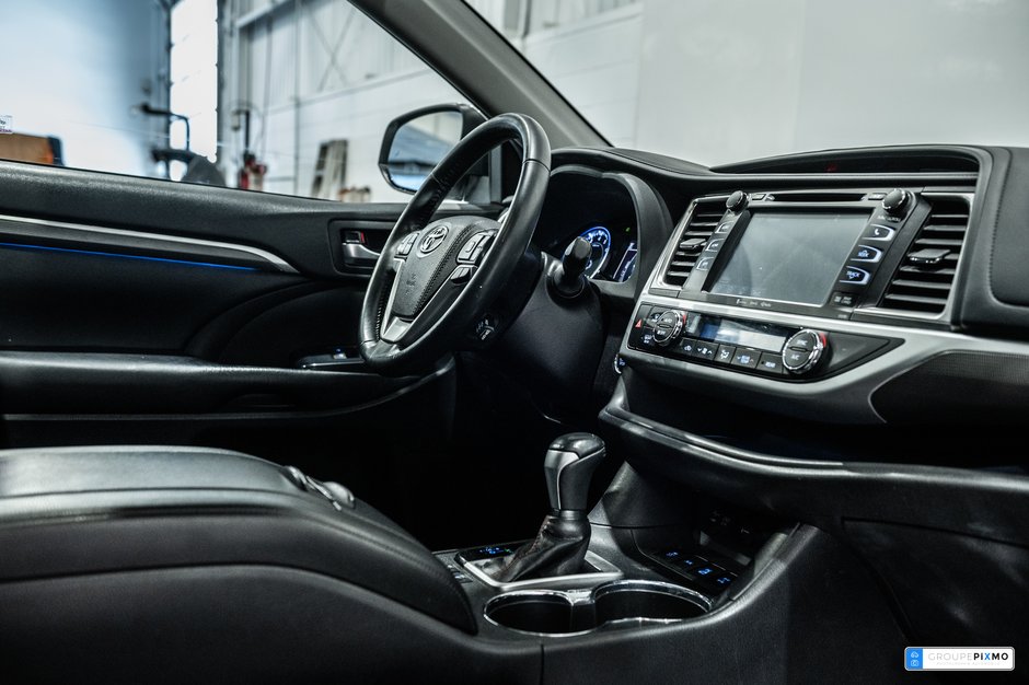 2019 Toyota Highlander SE / AWD / TOIT OUVRANT / CUIR / CAMERA DE RECUL++-33