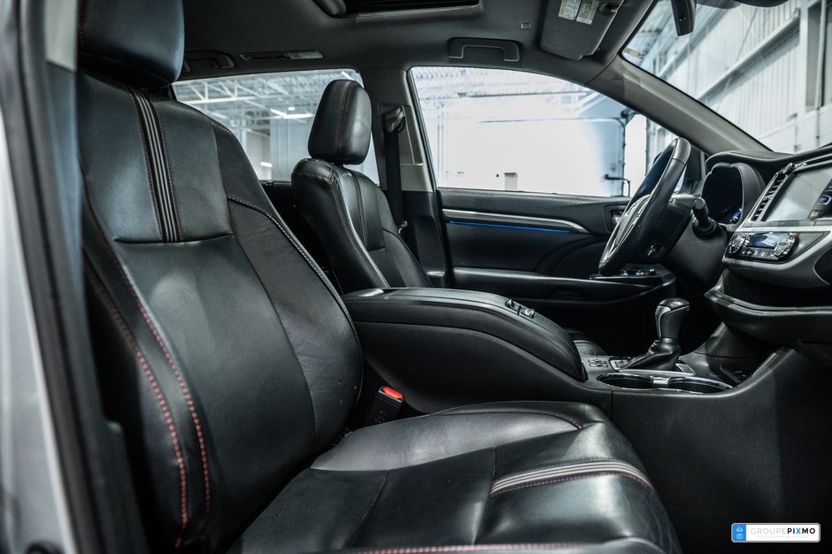 2019 Toyota Highlander SE / AWD / TOIT OUVRANT / CUIR / CAMERA DE RECUL++-34