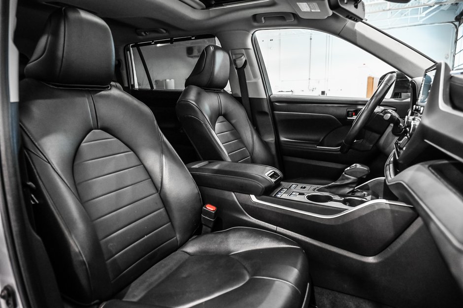 2022 Toyota Highlander 2022+XLE+TOIT+CUIR+MAGS+CARPLAY+++-33