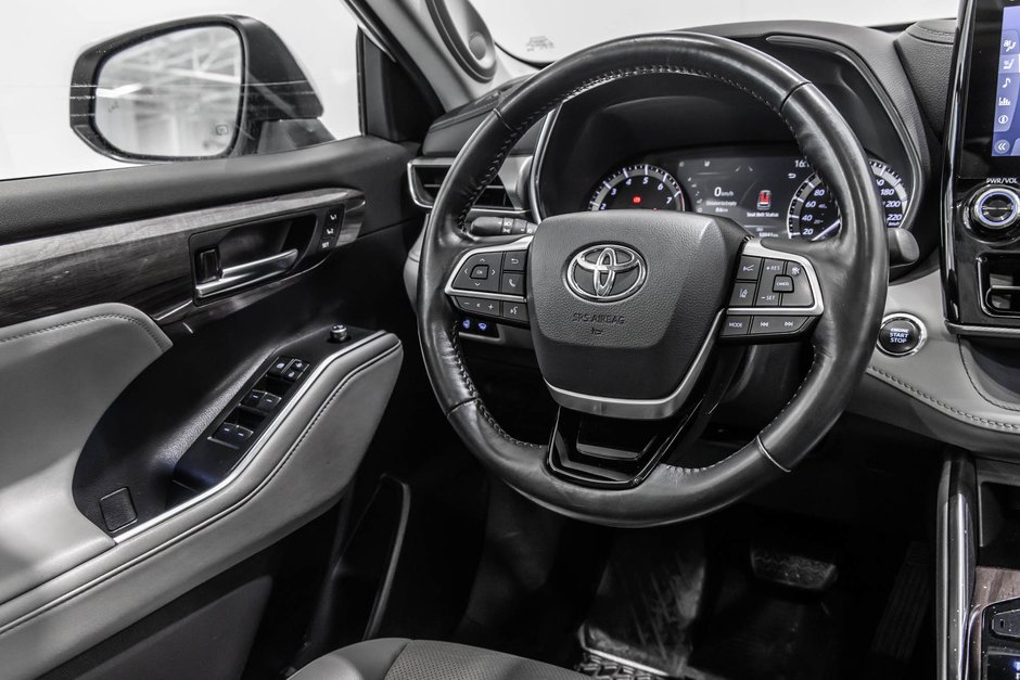 2022 Toyota Highlander PLATINUM / CUIR / TOIT PANO / MAGS+++-38