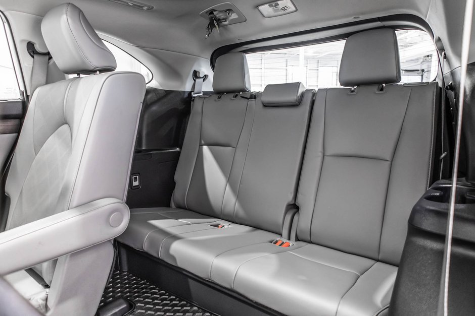 2022 Toyota Highlander PLATINUM / CUIR / TOIT PANO / MAGS+++-35