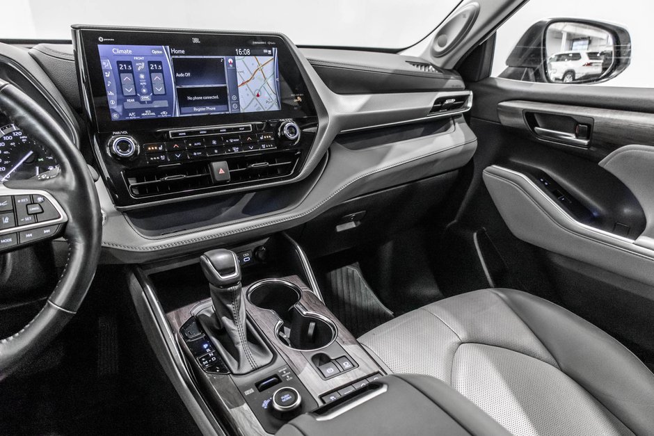 2022 Toyota Highlander PLATINUM / CUIR / TOIT PANO / MAGS+++-23
