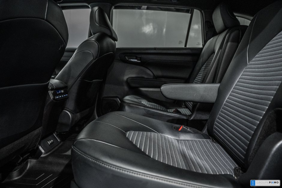 2024 Toyota Highlander XSE/AWD/APPLE CARPLAY/CUIR/TOIT OUVRANT++-29