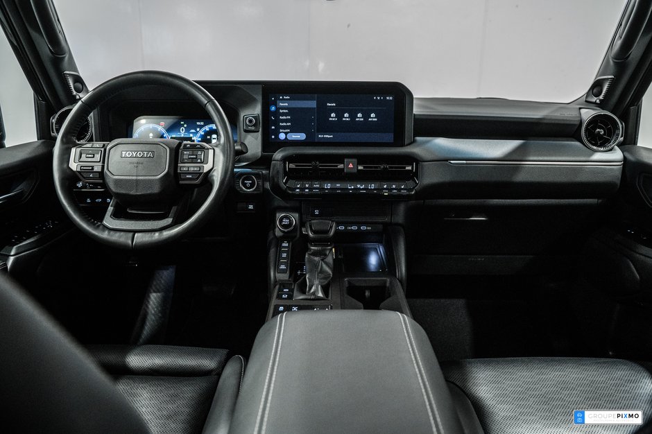 2025 Toyota Land Cruiser PREMIUM / CUIR / APPLE CARPLAY / TOIT OUVRANT +++-35
