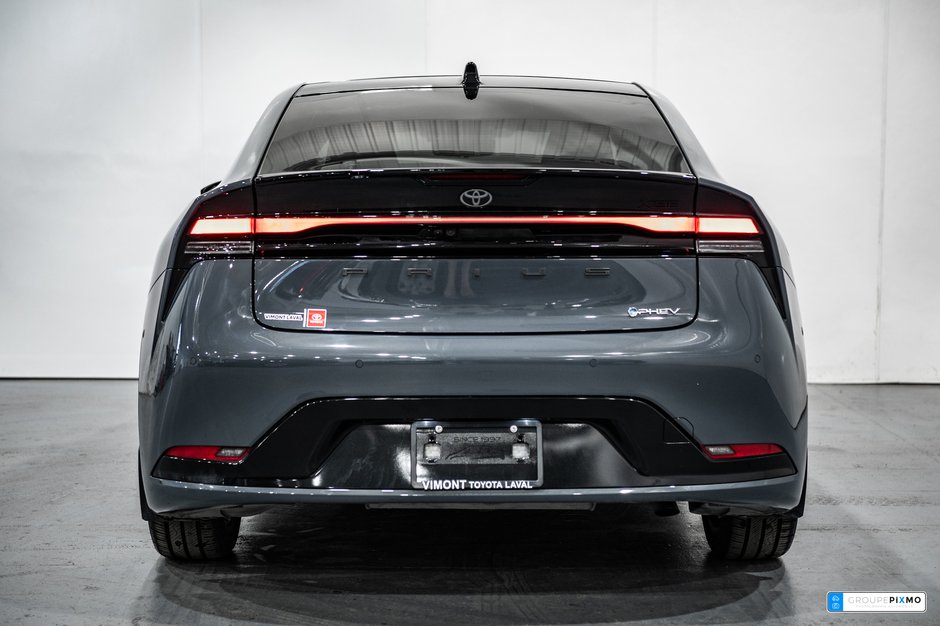 2025 Toyota Prius Plug-In Hybrid XSE / PLUG IN / PREMIUM / CUIR+++-8