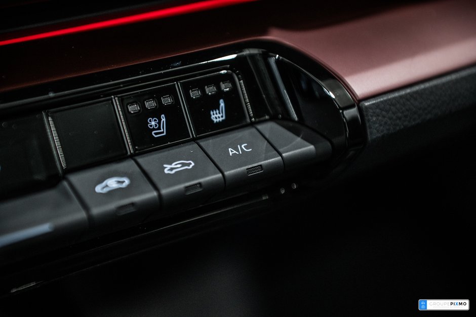 Toyota Prius Prime XSE / PREMIUM / JBL / CUIR / APPLE CARPLAY / +++ 2023-29