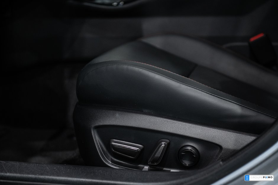 Toyota Prius Prime XSE / PREMIUM / JBL / CUIR / APPLE CARPLAY / +++ 2023-16