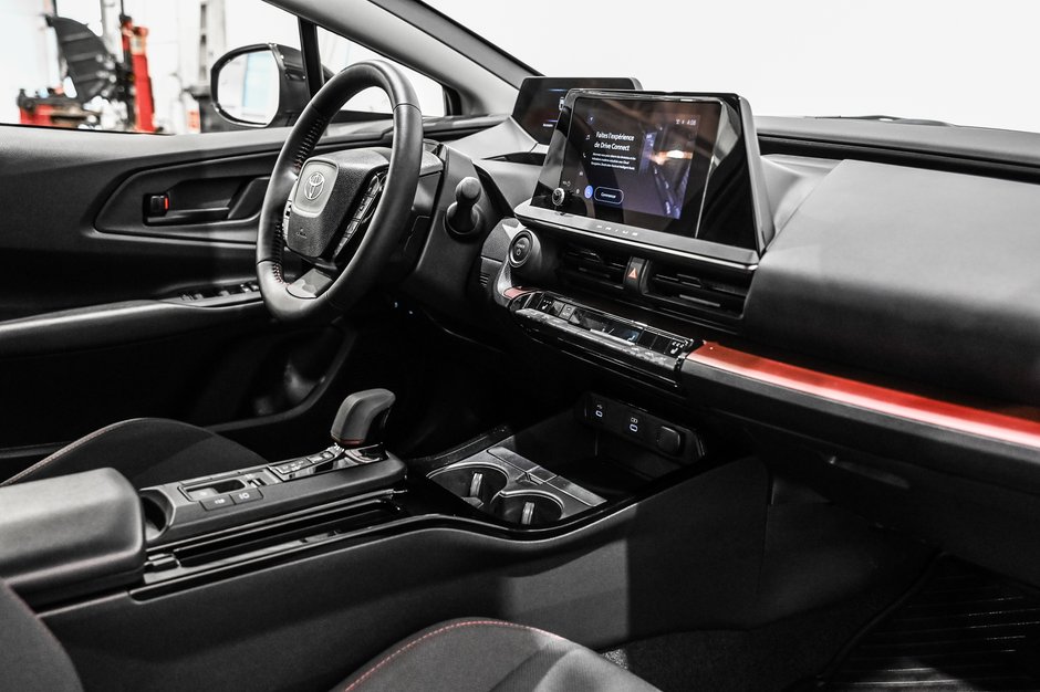 2024 Toyota Prius Prime SE/PLUG-IN/APPLE CARPLAY/CAMERA DE RECUL++-23