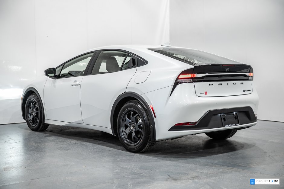 Toyota Prius Prime SE / APPLE CARPLAY / SIÈGES CHAUFFANTS / CAMÉRA ++ 2024-7