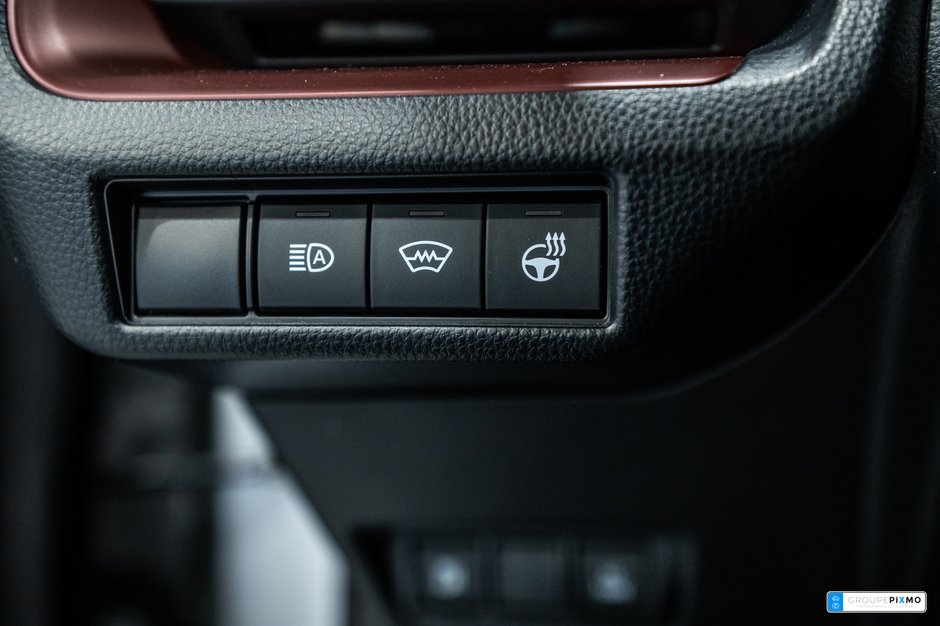 2024 Toyota Prius Prime XSE / BRANCHABLE / APPLE CARPLAY / CAMÉRA DE RECUL-16