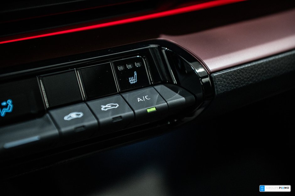 2024 Toyota Prius Prime XSE / BRANCHABLE / APPLE CARPLAY / CAMÉRA DE RECUL-24