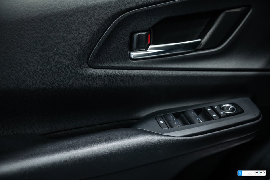 2024 Toyota Prius Prime XSE / BRANCHABLE / APPLE CARPLAY / CAMÉRA DE RECUL-12