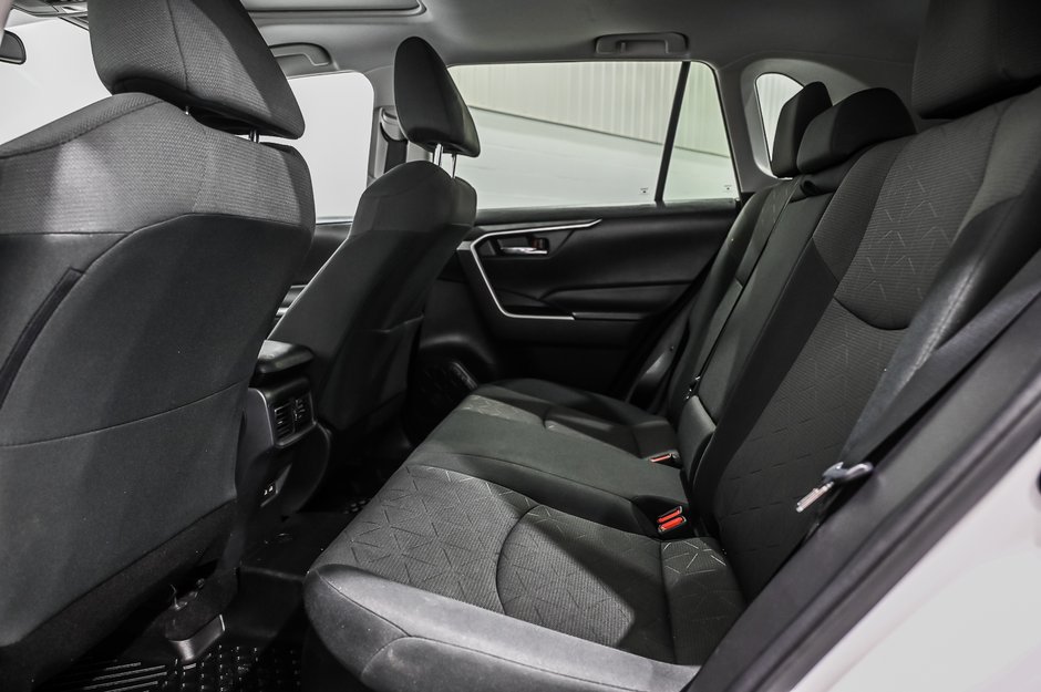 2021 Toyota RAV4 Hybrid XLE/AWD/HYBRIDE/APPLE CARPLAY/TOIT OUVRANT++-22