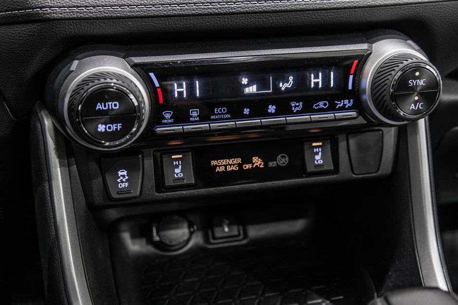 Toyota RAV4 Hybrid XLE / HYBRIDE / AWD / APPLE CARPLAY / CAMÉRA +++ 2021-25