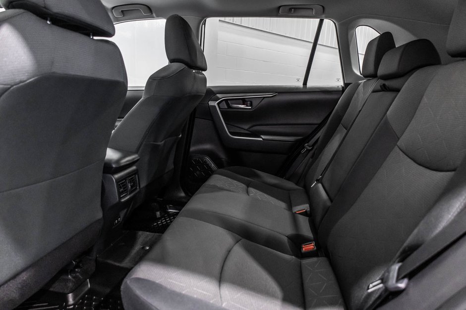Toyota RAV4 Hybrid XLE / HYBRIDE / AWD / APPLE CARPLAY / CAMÉRA +++ 2021-31