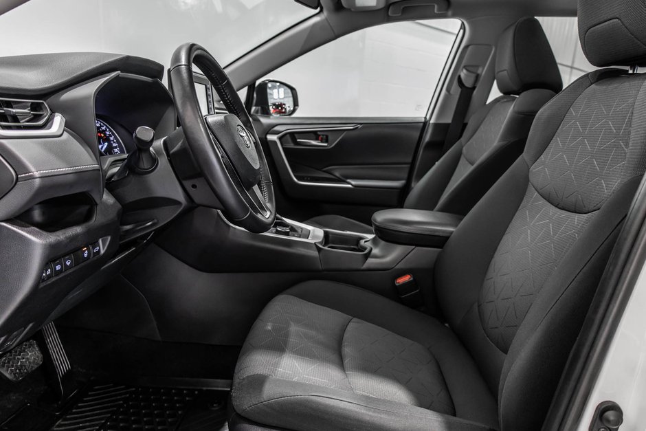 Toyota RAV4 Hybrid XLE / HYBRIDE / AWD / APPLE CARPLAY / CAMÉRA +++ 2021-16