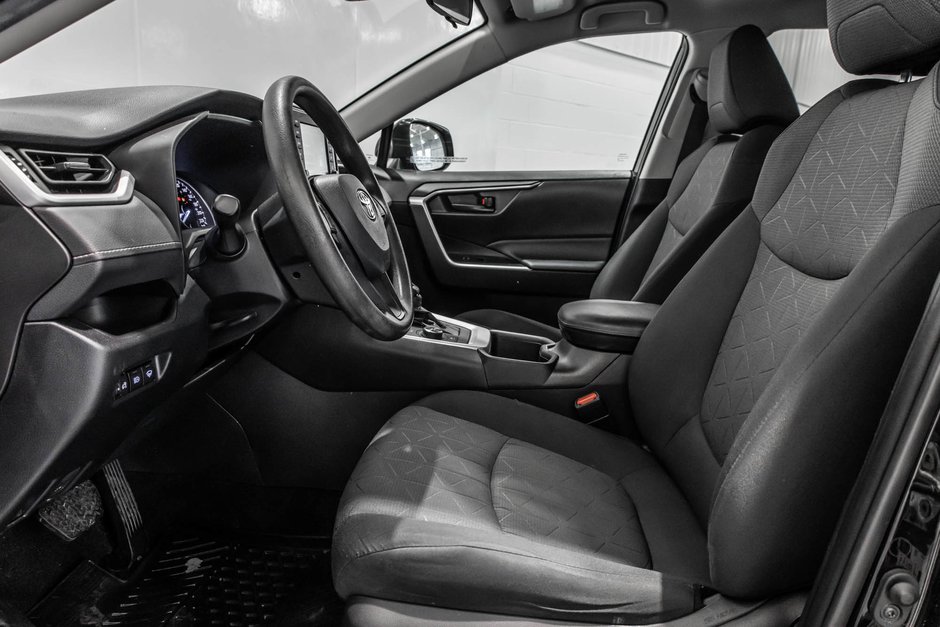 Toyota RAV4 Hybrid LE / AWD / HYBRIDE / APPLE CARPLAY / CAMÉRA +++ 2022-14