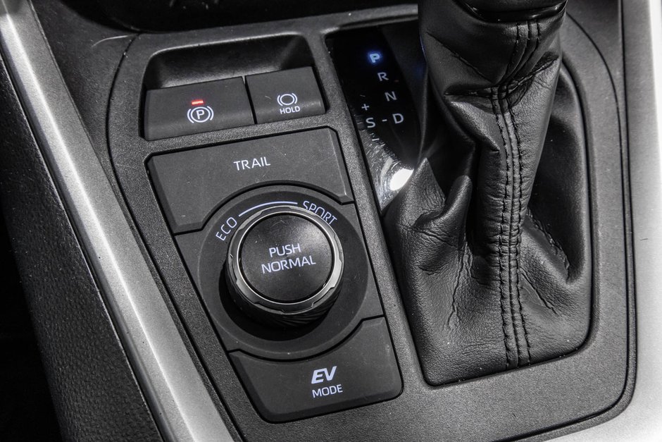 Toyota RAV4 Hybrid LE / AWD / HYBRIDE / APPLE CARPLAY / CAMÉRA +++ 2022-24