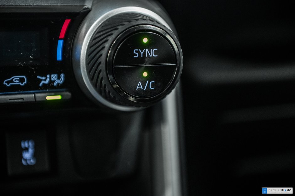 2024 Toyota RAV4 Hybrid LE/HYBRIDE/AWD/APPLE CARPLAY++-21