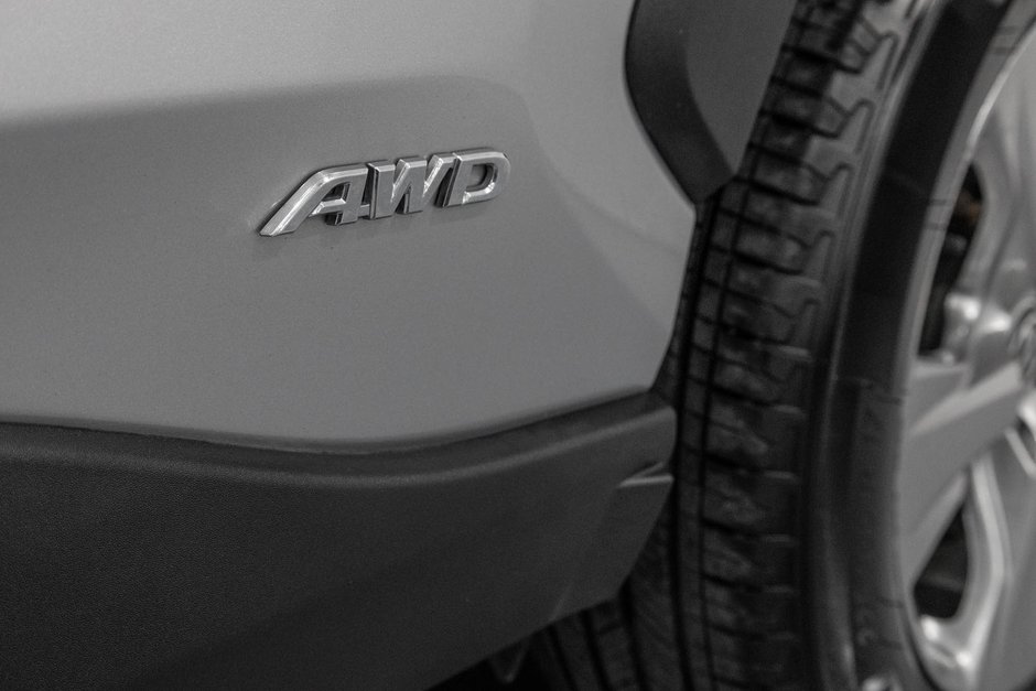 2023 Toyota RAV4 Hybride XLE / HYBRIDE / AWD / APPLE CARPLAY / TOIT OUVRANT-7