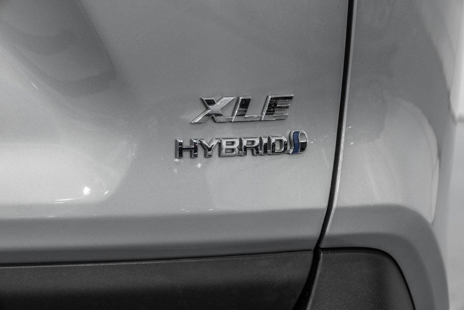 2023 Toyota RAV4 Hybride XLE / HYBRIDE / AWD / APPLE CARPLAY / TOIT OUVRANT-11