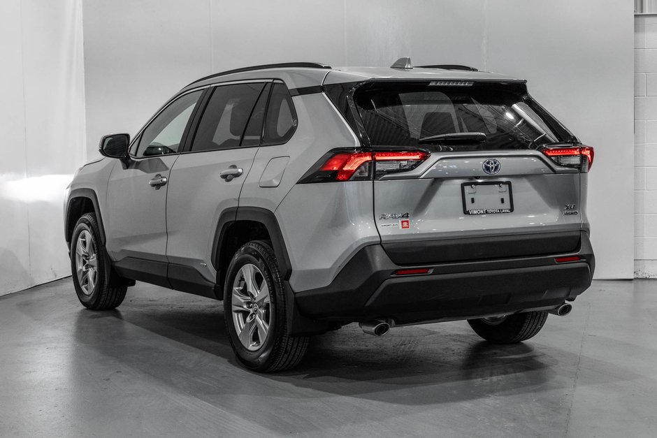 2023 Toyota RAV4 Hybride XLE / HYBRIDE / AWD / APPLE CARPLAY / TOIT OUVRANT-8
