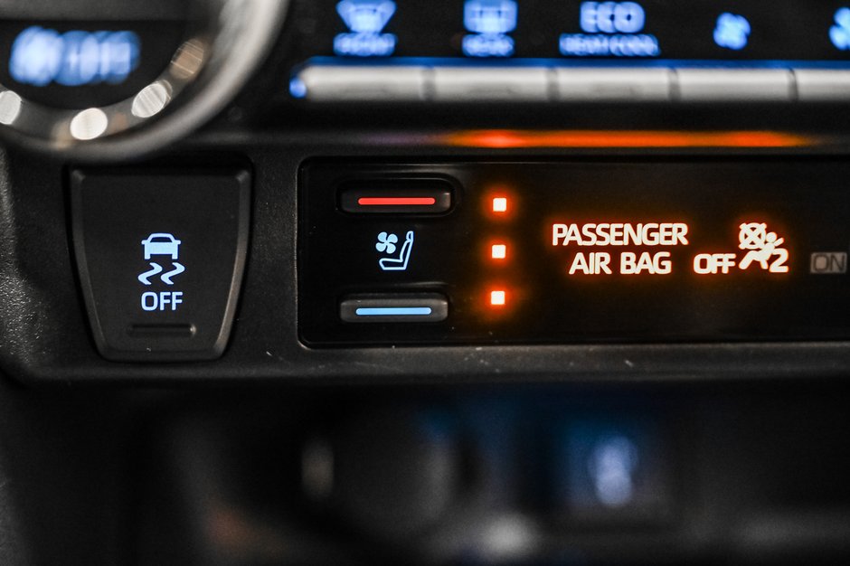 Toyota RAV4 Prime XSE / AWD / TECH / JBL / APPLE CARPLAY / CUIR+++ 2021-21