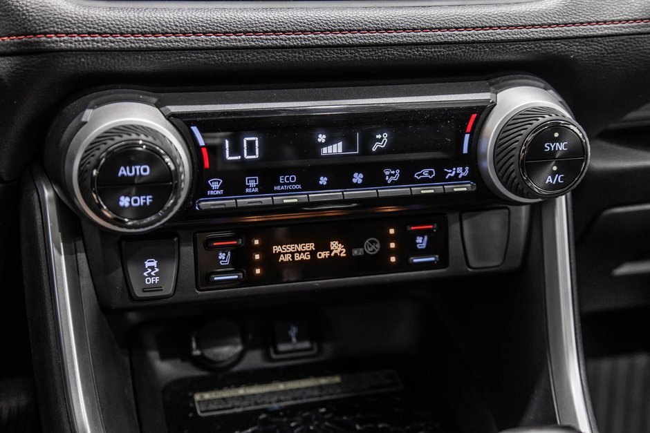 2021 Toyota RAV4 Prime XSE / TECH / AWD / APPLE CARPLAY / JBL / ++++-26