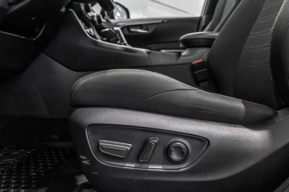 Toyota RAV4 Prime SE / AWD / APPLE CARPLAY / SIÈGES CHAUFFANTS++ 2024-16