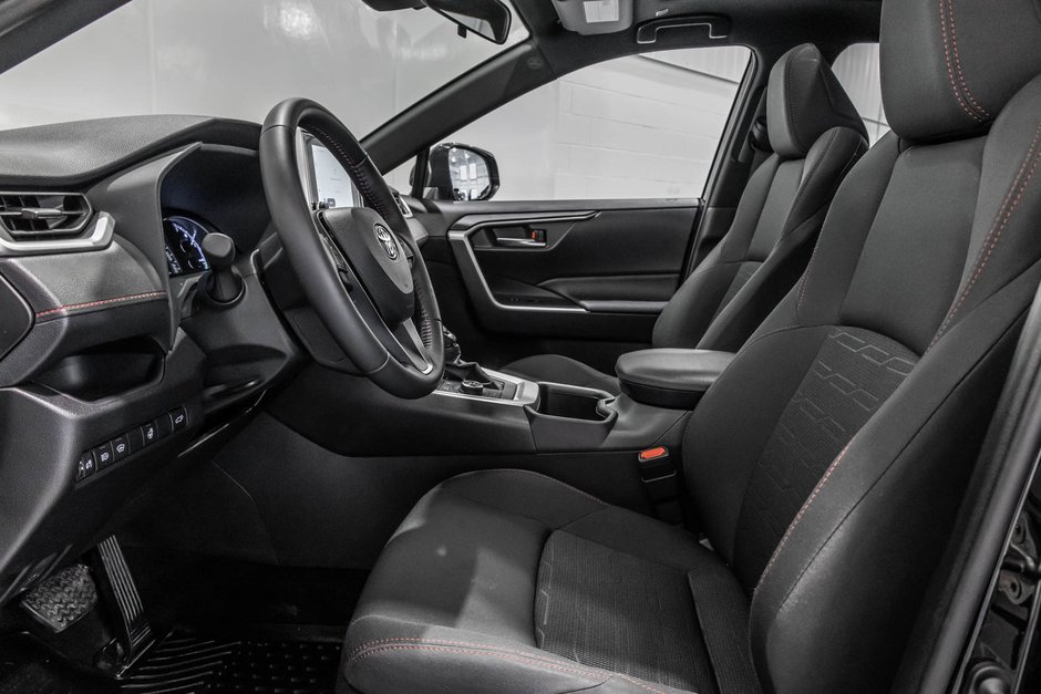 Toyota RAV4 Prime SE / AWD / APPLE CARPLAY / SIÈGES CHAUFFANTS++ 2024-17