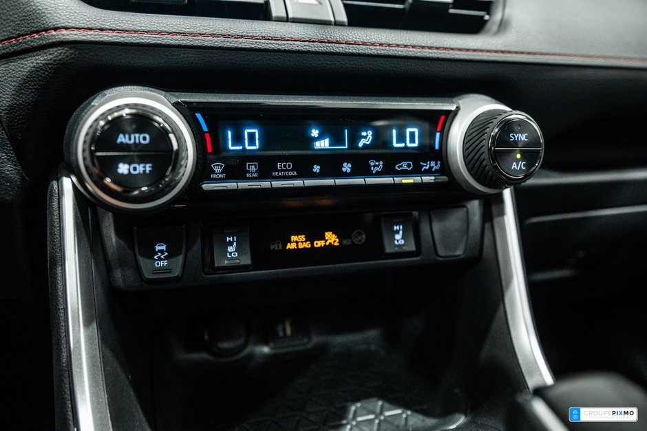 Toyota RAV4 Prime SE / AWD / APPLE CARPLAY / CAMERA DE RECUL +++ 2024-23