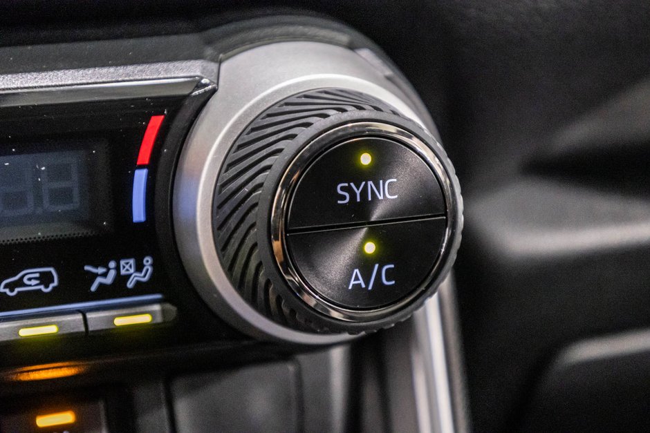 2024 Toyota RAV4 Prime SE / AWD / APPLE CARPLAY / SIÈGES CHAUFFANTS++-26