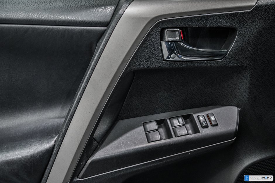 2017 Toyota RAV4 XLE / AWD / CAMÉRA DE RECUL / TOIT OUVRANT++-13