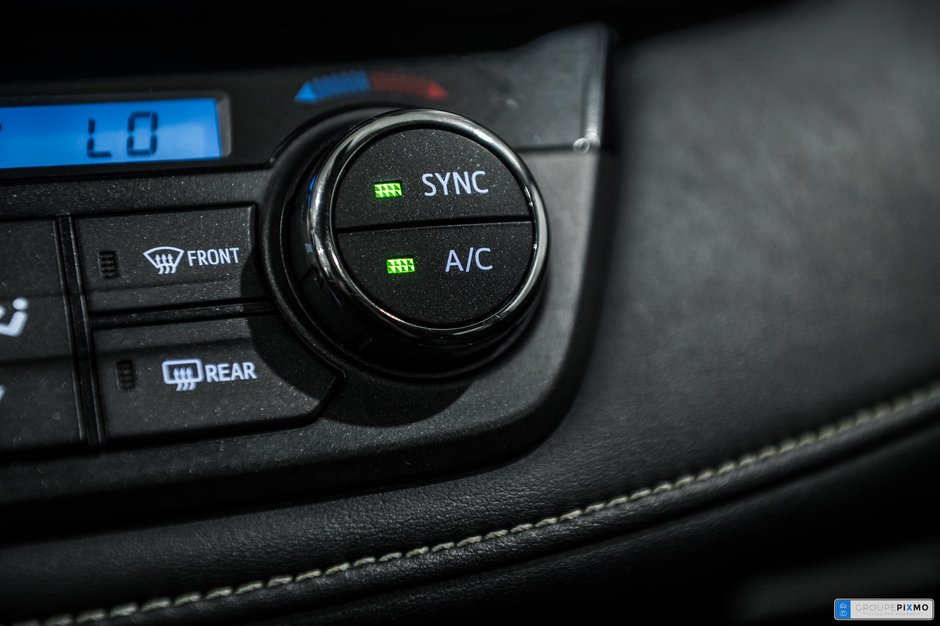 2017 Toyota RAV4 XLE / AWD / CAMÉRA DE RECUL / TOIT OUVRANT++-24